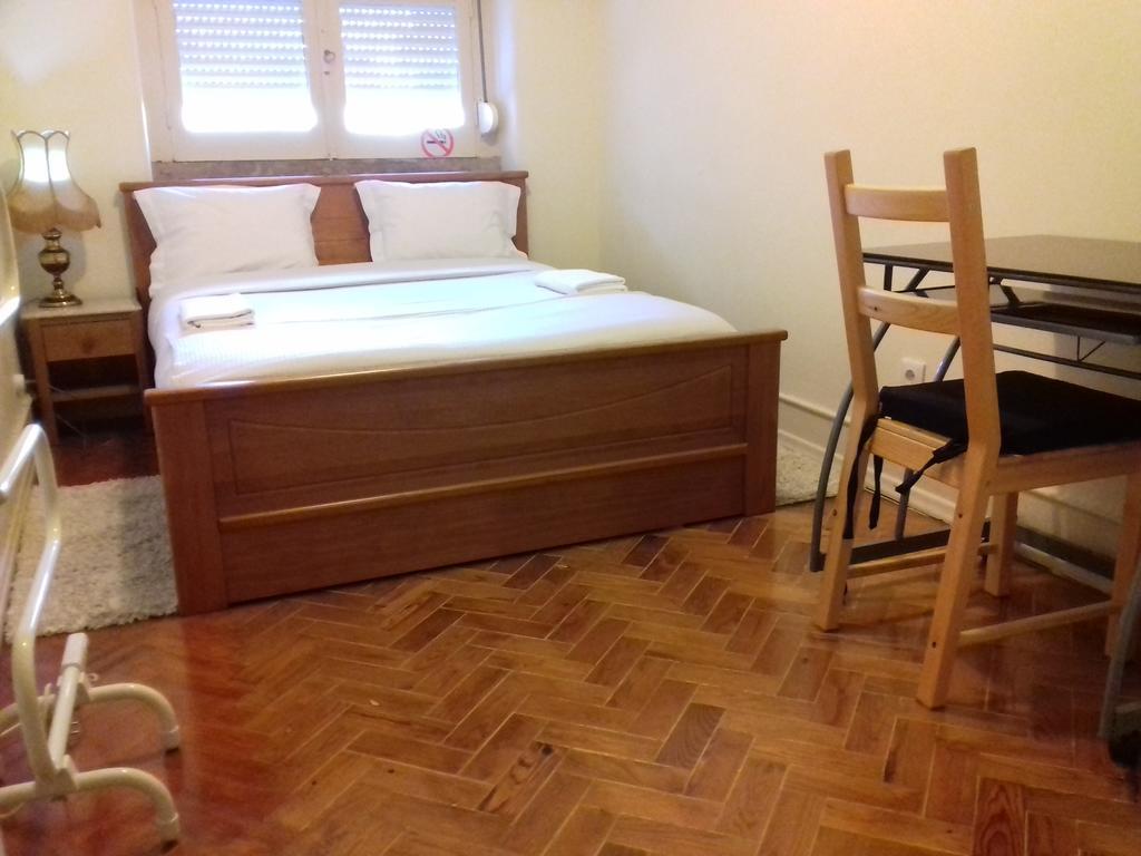 Voyage Guest House Lisbona Esterno foto
